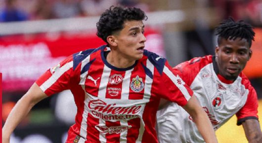 ¡Con polémica! Chivas regala el liderato a Pumas tras empatar con Tijuana