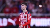 Foto ilustrativa de la nota titulada: Hormiga González, devastado por perder el Bicampeonato de goleo, es consolado