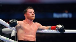 Foto que representa a Canelo Álvarez confiesa el grave error que evitará repetir al pelear en Arabia Saudita