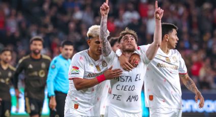 Canelo Angulo conmueve al dedicar GOL ante LAFC a la memoria de su abuela: “Hasta el cielo”