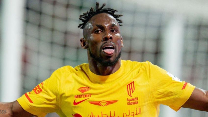 Julián Quiñones anota DOBLETE con Al-Qadsiah y empata liderato de goleo en Arabia | VIDEO