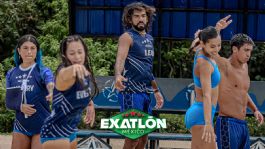 Foto que representa a Exatlón México: Azules dominan la Villa 360 y Mono Osuna recibe fuerte golpe en el rostro | VIDEO