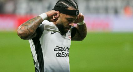 ¿Por qué Memphis Depay llegó en helicóptero al Corinthians vs Internacional en Brasil?