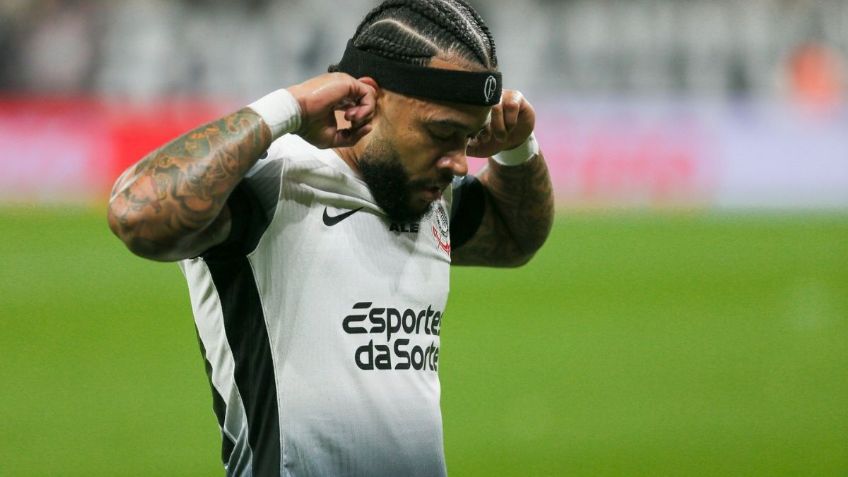 ¿Por qué Memphis Depay llegó en helicóptero al Corinthians vs Internacional en Brasil?