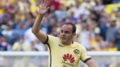 Foto ilustrativa de la nota titulada: Cuauhtémoc Blanco da la sorpresa: sueña con dirigir a 2 equipos históricos del futbol