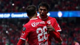 Foto que representa a Concachampions 2026: Paulinho encamina la victoria de Toluca sobre LA Galaxy con Hat-Trick