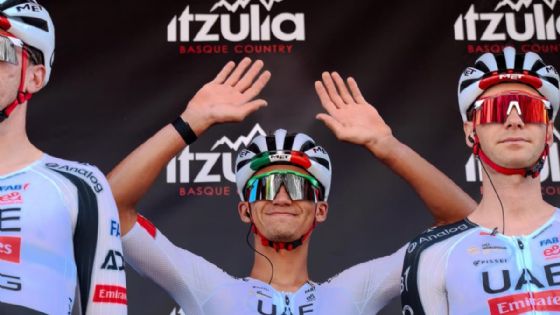 Foto de: Isaac del Toro confirma su retiro de la Itzulia 2026: “Tengo que ser positivo”