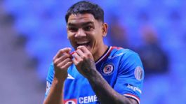 Foto que representa a ¿Toro Fernández podría marcharse de Cruz Azul? Esto se sabe sobre su renovación