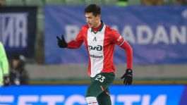 Foto que representa a César Montes abandona partido de Lokomotiv por lesión; alerta rumbo al Mundial 2026
