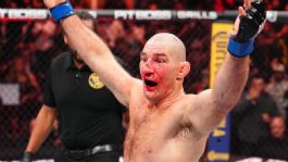 Foto que representa a UFC 328: ¿Cuántos MILLONES recibió Sean Strickland tras ganar el título medio ante Chimaev?