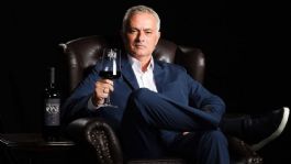 Foto que representa a José Mourinho, cerca de regresar al Real Madrid; Carlo Ancelotti respalda su posible vuelta