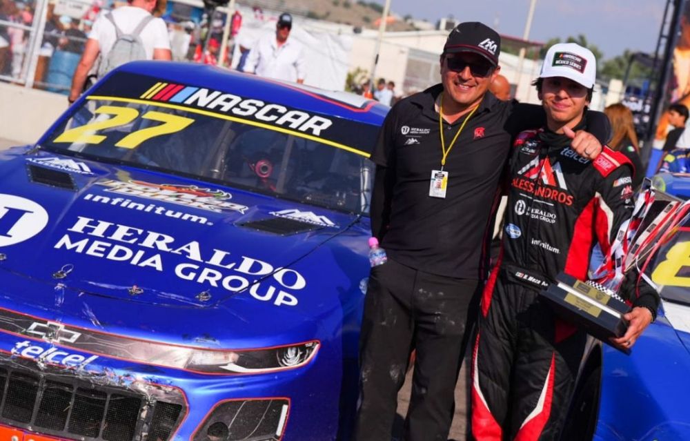Helio Meza da el triunfo a Alessandros Racing en la NASCAR de Puebla