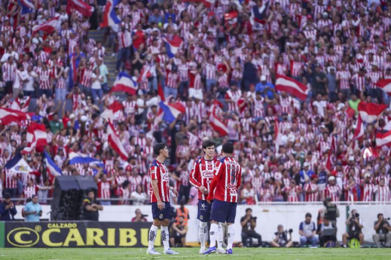 X: @Chivas
