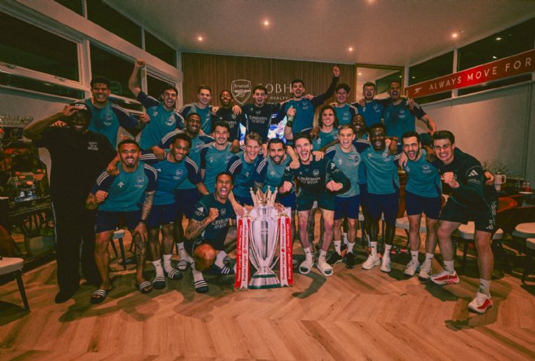X: @Arsenal