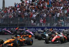 Foto ilustrativa de nota F1 cambia de horario el Gran Premio de Miami 2026; ¿a qué hora correrá Checo Pérez?