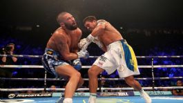Foto que representa a Los KOs más BRUTALES de Oleksandr Usyk que lo llevaron a la cima del boxeo | VIDEO