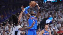 Foto que representa a NBA: Shai Gilgeous-Alexander y Thunder igualan la serie ante los Spurs en un dramático Juego 2