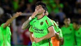 Foto que representa a ¿Denzell García se va de Juárez? El grande de Liga MX que lo busca para el Apertura 2026
