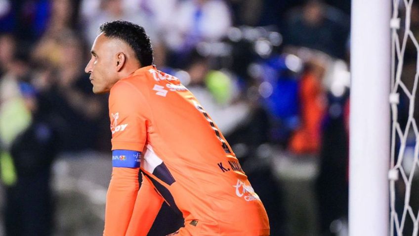 ¡Héroe! Las grandes atajadas de Keylor Navas que salvaron a Pumas vs Cruz Azul