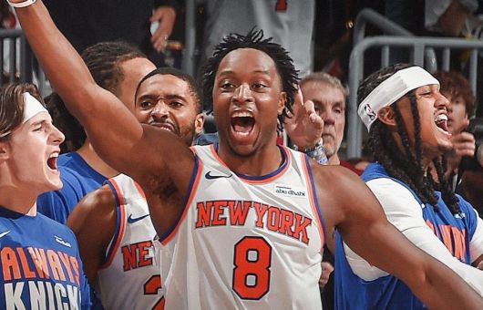 Knicks aplastan a Cavaliers y avanzan a las Finales de la NBA luego de 27 años