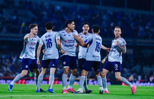 Cruz Azul rompe filas tras el título