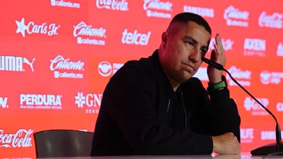 Foto de: Efraín Juárez no saldrá de Pumas: Así confirmaron su continuidad para el Apertura 2026