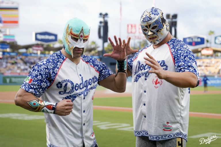 X: @Dodgers