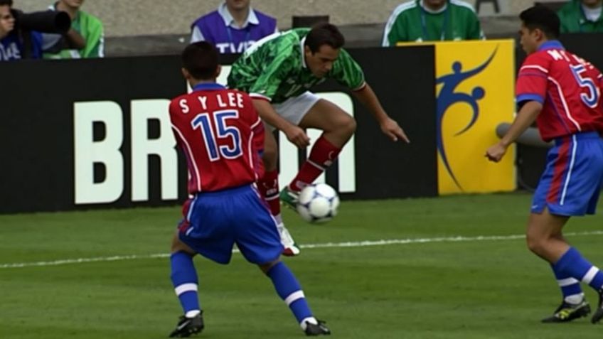 ¿Cómo nació? Cuauhtémoc Blanco maravilló al mundo con la 'Cuauhtemiña' en Francia 98