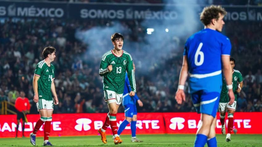 Santi Gimenez y Raúl Jiménez elogian a la Hormiga González rumbo al Mundial 2026