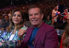 Foto ilustrativa de nota Julio César Chávez se rinde ante el poderío de David Benavidez: “Es muy efectivo”