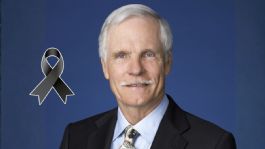 Foto que representa a Ted Turner y su histórico legado en el deporte: fue dueño de Braves, Hawks y la WCW