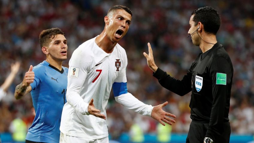 ¡No se intimidó! El día que César Ramos frenó y encaró a Cristiano Ronaldo tras fuertes reclamos