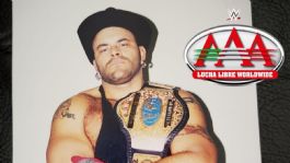 Foto que representa a Konnan habría sufrido la amputación de sus piernas; esto se sabe sobre la leyenda de AAA