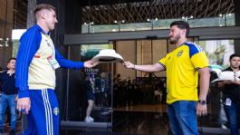 Foto que representa a Así fue la llegada de Viktor Gyökeres y Suecia a Monterrey para enfrentar a Túnez