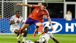 Foto que representa a Mundial 2026: Johny Placide no pudo evitar la derrota de Haití ante Escocia