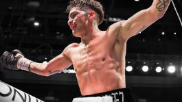 Foto que representa a Bam Rodríguez logra brutal KO sobre Antonio Vargas para ganar el Campeonato Gallo AMB