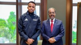 Foto que representa a El árbitro somalí, Omar Artan, recibirá su salario completo por parte de la FIFA