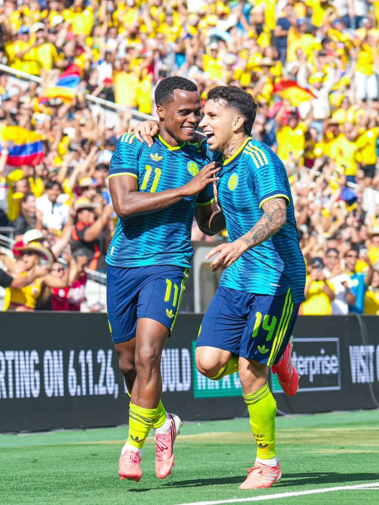 X: @FCFSeleccionCol