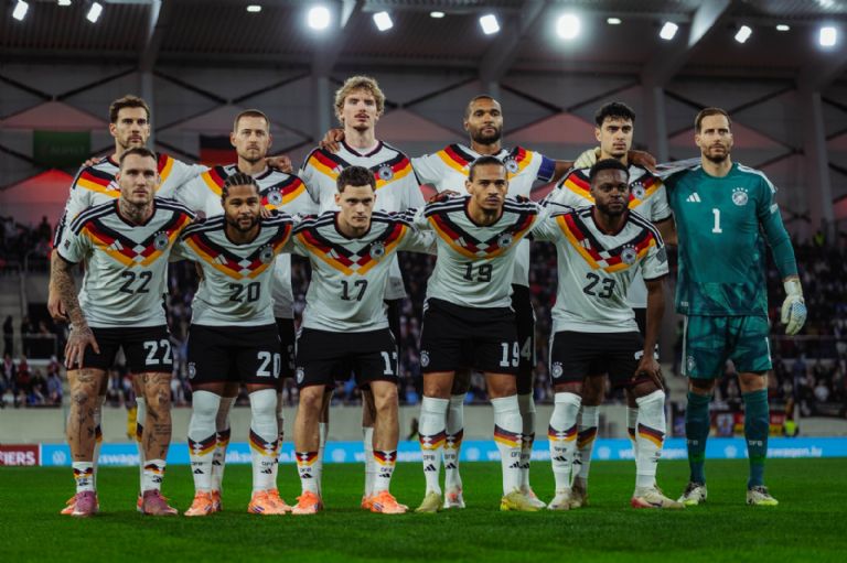 X: @DFB_Team