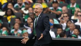 Foto que representa a Javier Aguirre aplaude la madurez de los jugadores y celebra el primer lugar de México
