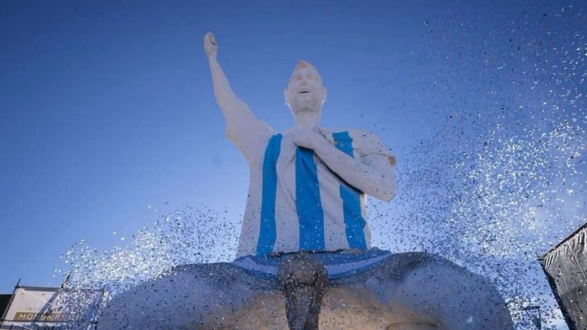 Mundial 2026: Argentina levanta un Messi de 26 metros de altura para pedirle milagros