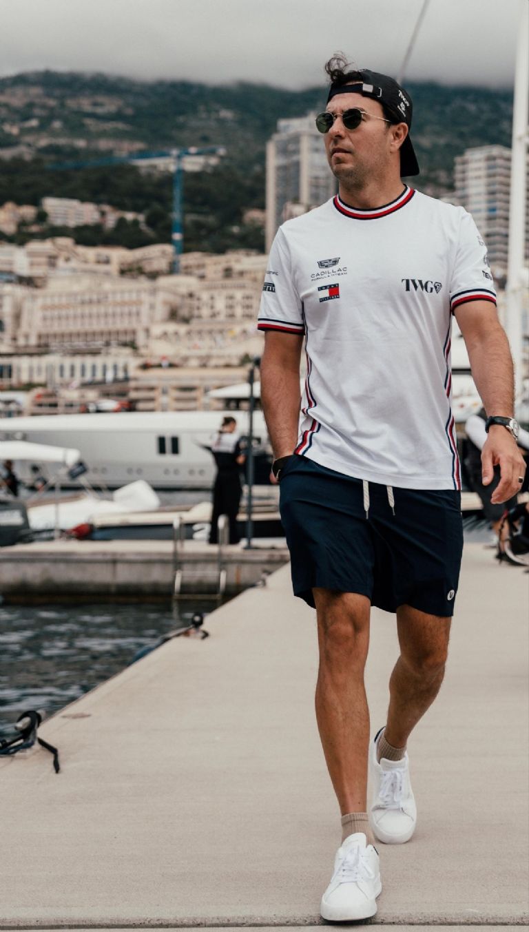 X: @SChecoPerez