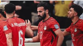 Foto que representa a Mundial 2026: Egipto logra dramático pase a Dieciseisavos tras 'ayuda' del VAR y empatar con Irán