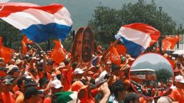Foto que representa a Fans de Países Bajos invaden Monterrey; así luce el FanWalk previo al duelo ante Marruecos