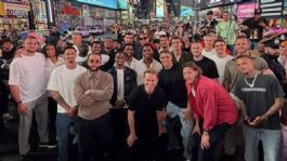 Foto que representa a Países Bajos aprovecha su estancia en Nueva York y se roba las miradas en Times Square