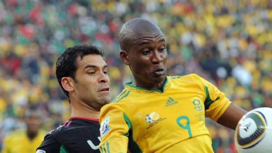 Exjugador de Sudáfrica recuerda a Rafa Márquez en el Mundial 2010: "El más duro"