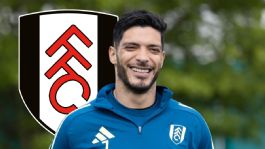 Foto que representa a Fulham da la sorpresa y confirma que no renovará el contrato del mexicano Raúl Jiménez