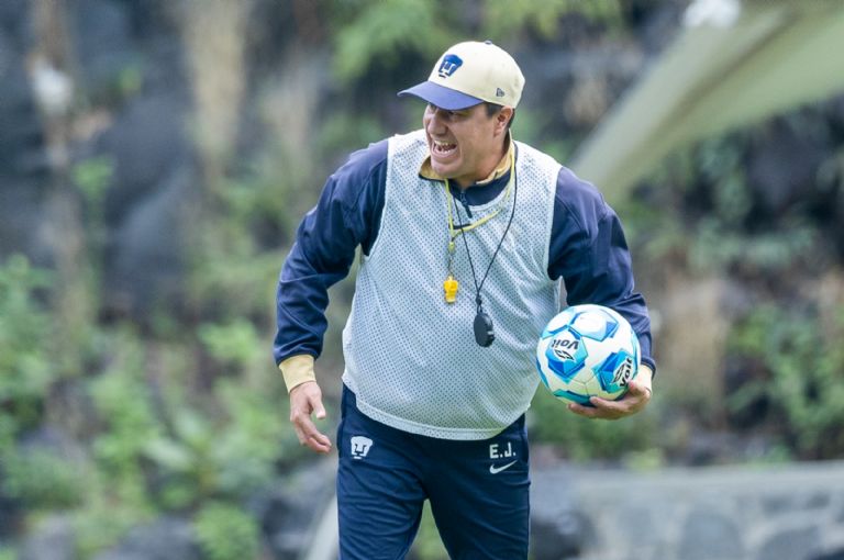 X: @PumasMX