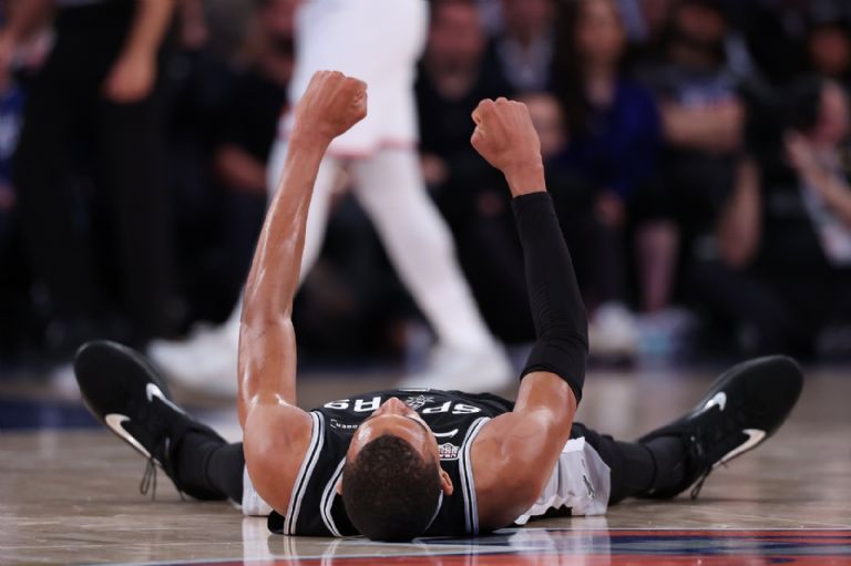 X: @spurs